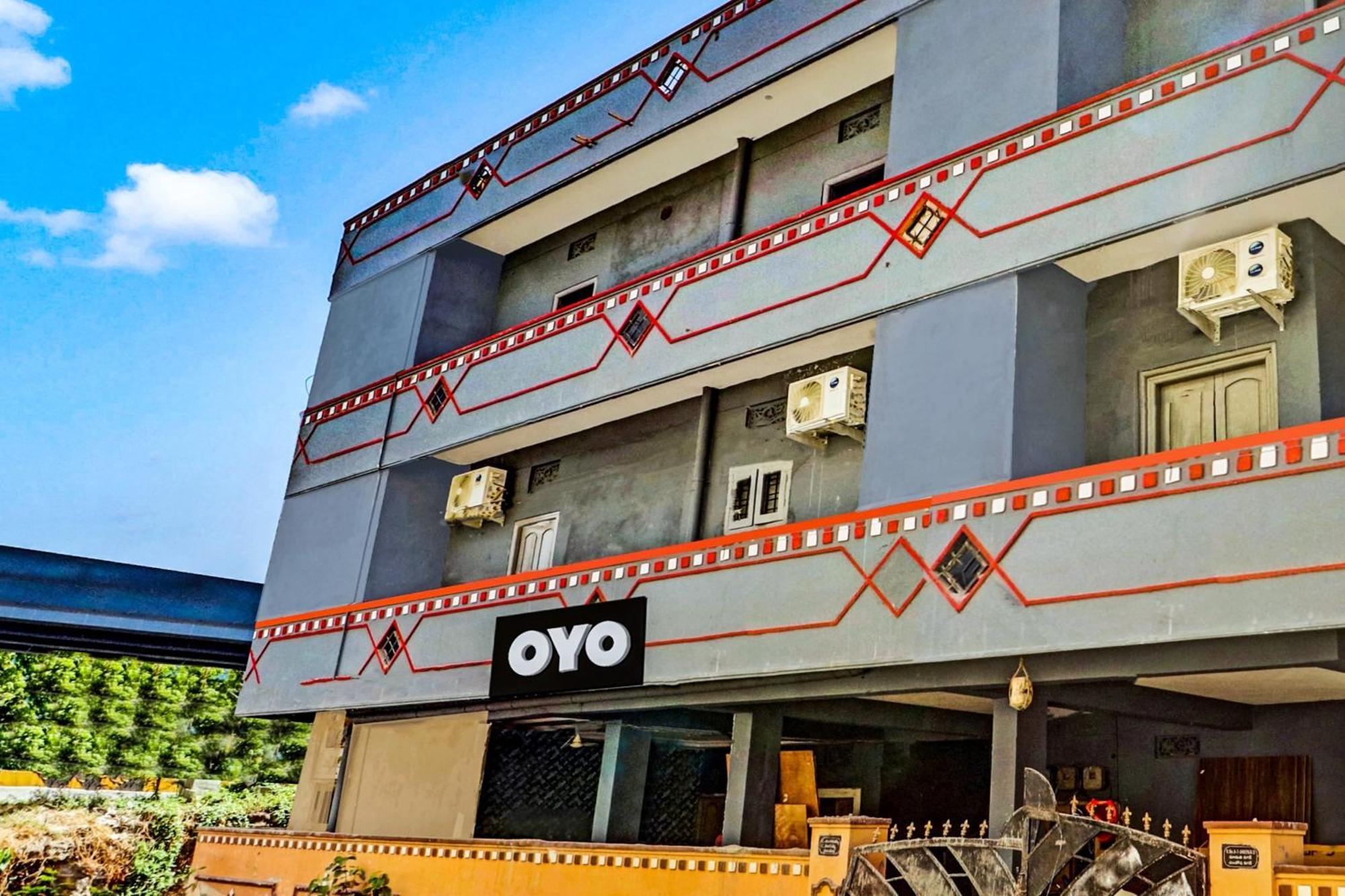 Hotel O Lavish Stay Sururnagar Exteriör bild
