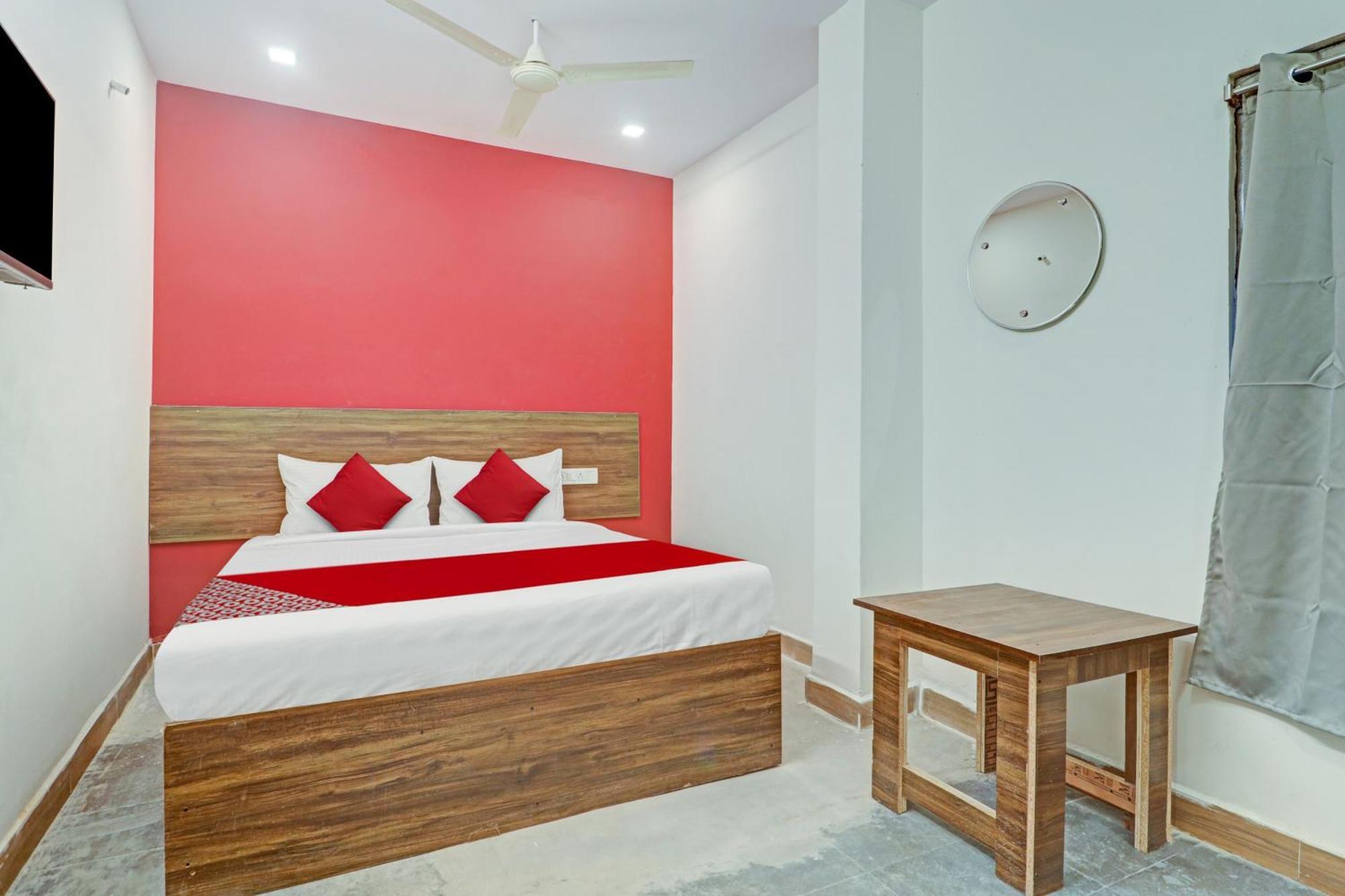 Hotel O Lavish Stay Sururnagar Exteriör bild