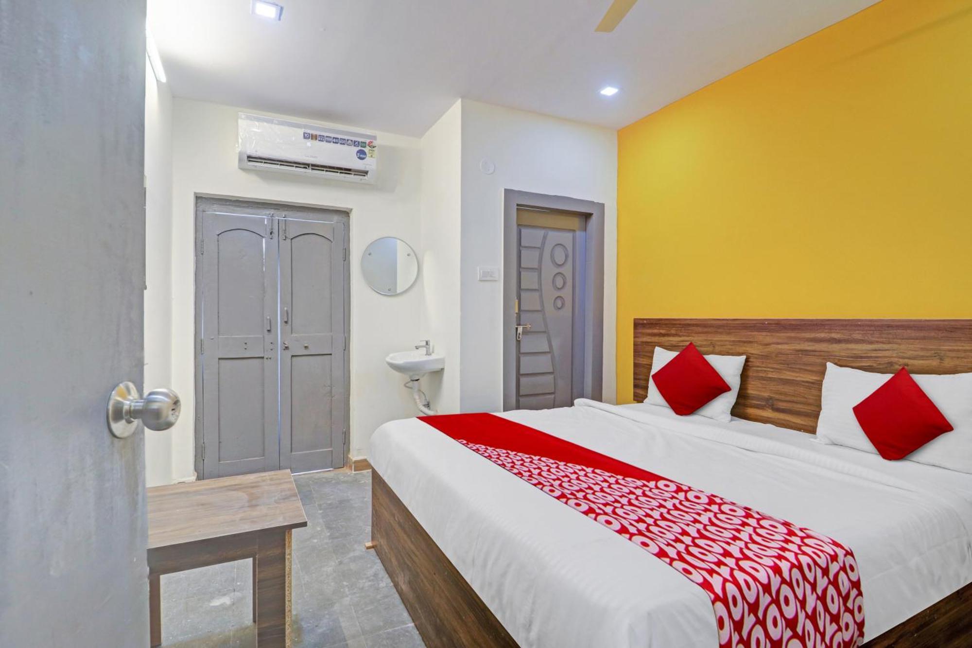 Hotel O Lavish Stay Sururnagar Exteriör bild